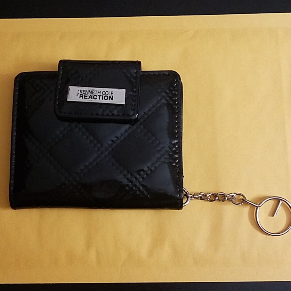 Kenneth Cole Reaction wallet
